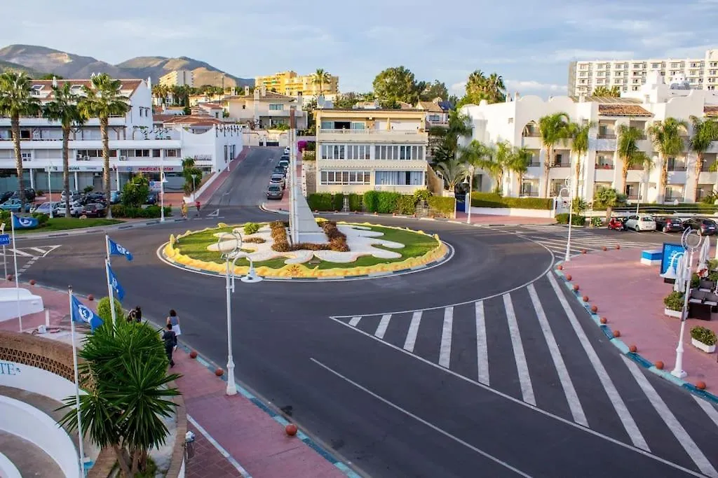 Puerto Marina Luxury 2Bdr Apartment With Sea View Benalmádena 0*,  España