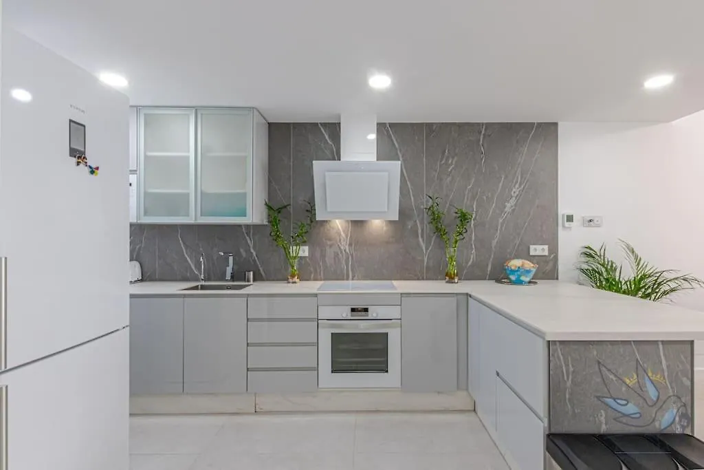 בנאלמדנה Puerto Marina Luxury 2Bdr Apartment With Sea View